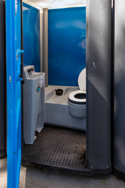 Best Affordable portable toilet rental  in Valley Falls, KS